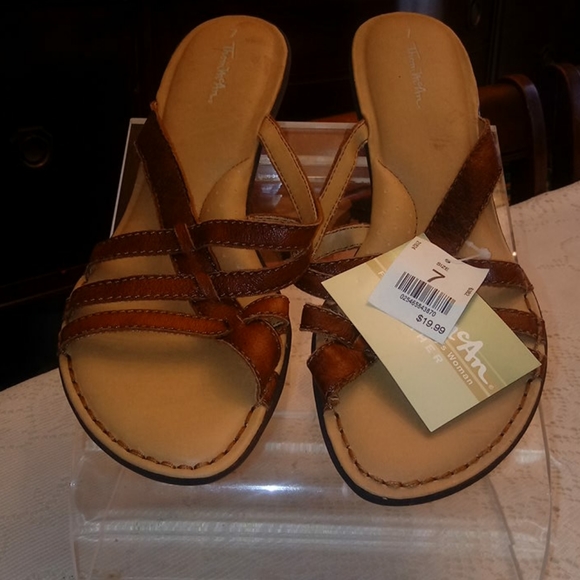 tom mcan Shoes - Tom McAn leather sandals